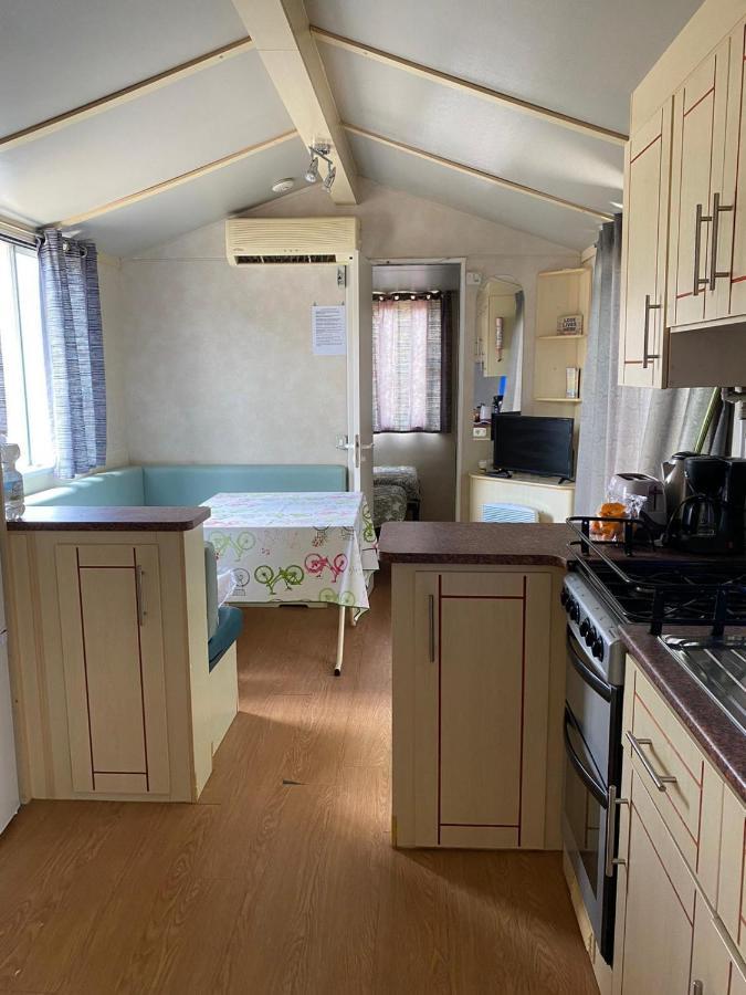 The Farm Tiny House - Tiny Casa Hotell Chiclana de la Frontera Exteriör bild